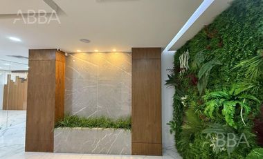 RENTA OFICINA SEMIAMUEBLADA EN PLAZA CANTERA 5