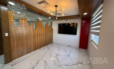 RENTA OFICINA SEMIAMUEBLADA EN PLAZA CANTERA 5