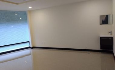OFICINAS Y CONSULTORIOS EN RENTA EN PLAZA ANTIGUA (ZONA ESMERALDA)