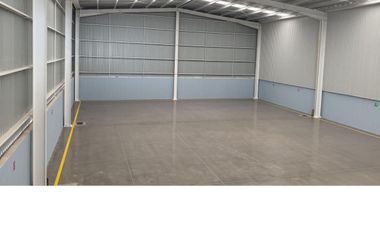 NAVE INDUSTRIAL EN VENTA-RENTA PARQUE GRAND
