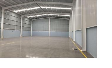 NAVE INDUSTRIAL EN VENTA-RENTA PARQUE GRAND