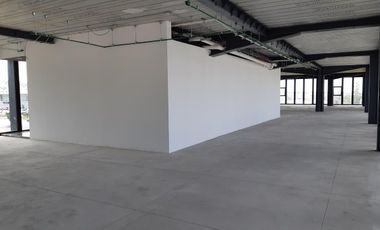 RENTA| Oficina Corp. é de 522 m2 obra gris