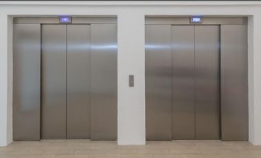 BDR CENTER, Oficinas en RENTA sobre el Boulevard, con VISTA AL MAR (BB)