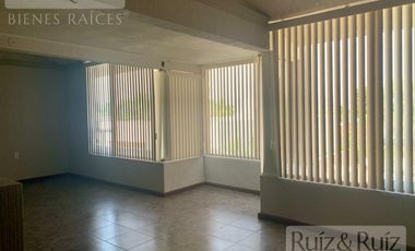 RESIDENCIA EN RENTA EN ZONA NORTE, FRACC. VILLAS DEL CAMPESTRE.
