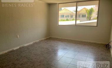 RESIDENCIA EN RENTA EN ZONA NORTE, FRACC. VILLAS DEL CAMPESTRE.