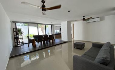 Casa en Renta CON PANELES SOLARES Mérida Conkal