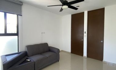 Casa en Renta CON PANELES SOLARES Mérida Conkal