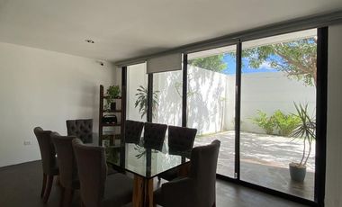 Casa en Renta CON PANELES SOLARES Mérida Conkal