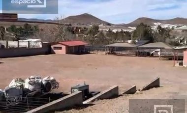 TERRENO EN RENTA SOBRE CARRETERA  A CUAHUTEMOC, FRENTE A BAFAR