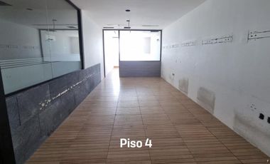 BDR CENTER, Oficinas en RENTA sobre el Boulevard, con VISTA AL MAR (BB)