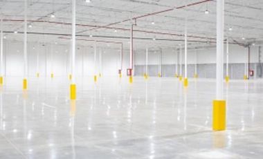 Bodega Industrial en Monterrey N.L de 4,657 m2