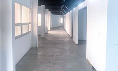 Bodega Industrial en Monterrey N.L de 4,657 m2