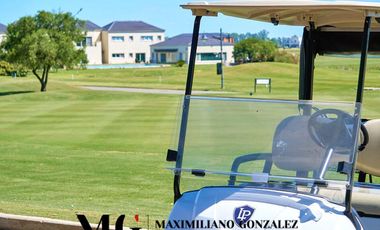 Lote en venta con fondo a la laguna - La Providencia Country Club