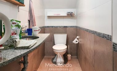 Local / Oficina con Baño + Depto 2 amb. o Depósito 100m2 totales - SAN JOSE