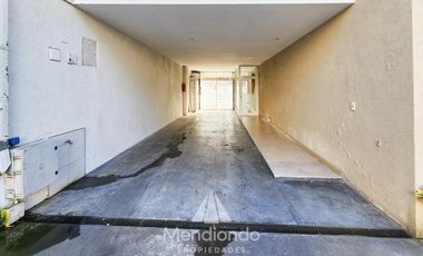 Local / Oficina con Baño + Depto 2 amb. o Depósito 100m2 totales - SAN JOSE
