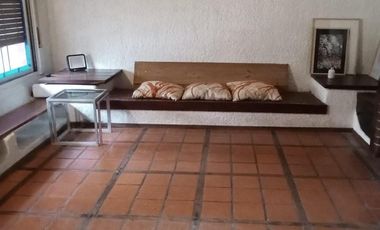 CHLAT 4 AMBIENTES A 5 CUADRAS DEL CENTRO COMERCIAL