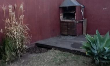 CHLAT 4 AMBIENTES A 5 CUADRAS DEL CENTRO COMERCIAL