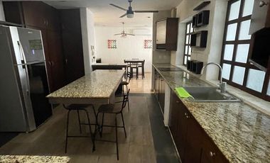 Casa Amueblada en Renta en Campeche Av universidad