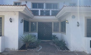 Casa Amueblada en Renta en Campeche Av universidad