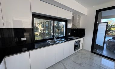 Casa de 4 dormitorios en venta en Haras Santa Maria, Escobar