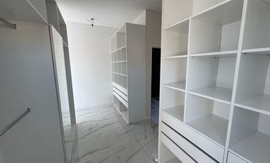 Casa de 4 dormitorios en venta en Haras Santa Maria, Escobar