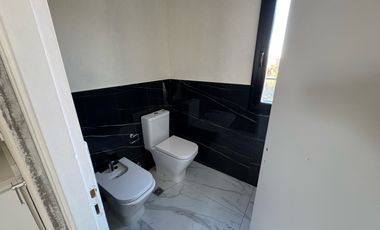 Casa de 4 dormitorios en venta en Haras Santa Maria, Escobar