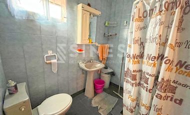 Casa con gran terreno - 985m2 - Belén De Escobar