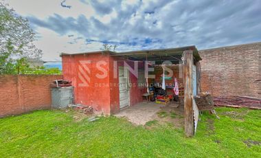 Casa con gran terreno - 985m2 - Belén De Escobar