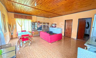 Casa con gran terreno - 985m2 - Belén De Escobar