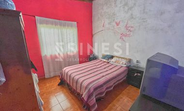 Casa con gran terreno - 985m2 - Belén De Escobar