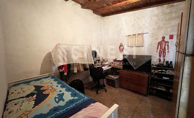 Casa con gran terreno - 985m2 - Belén De Escobar