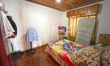 Casa con gran terreno - 985m2 - Belén De Escobar