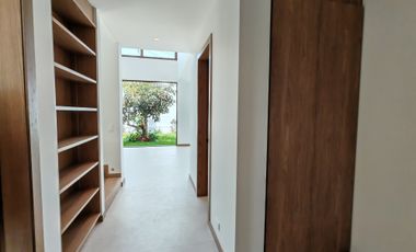 Hermosacasa de Venta 340 m2 sector Chiviqui