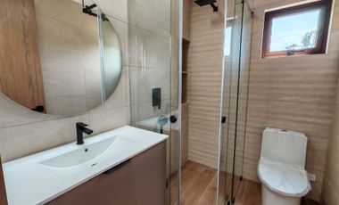 Hermosacasa de Venta 340 m2 sector Chiviqui