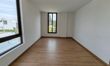 Hermosacasa de Venta 340 m2 sector Chiviqui