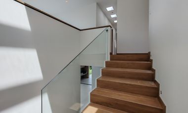 Hermosacasa de Venta 340 m2 sector Chiviqui