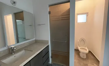 Casa en venta en La Joya Privada Residencial, Monterrey, Nuevo León