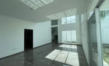 Casa en venta en La Joya Privada Residencial, Monterrey, Nuevo León