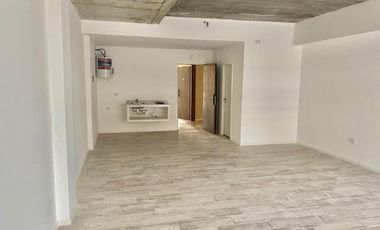 OFICINA CON VALET PARKING EN DELTA CENTER