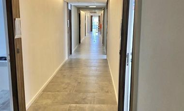 OFICINA CON VALET PARKING EN DELTA CENTER