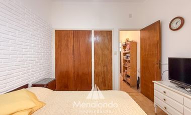 PH 3 ambientes en PLANTA BAJA con patio en Chauvín. 49 m2 cub.