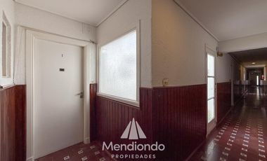 PH 3 ambientes en PLANTA BAJA con patio en Chauvín. 49 m2 cub.