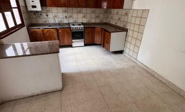 ALQUILER CASA PARA OFICINAS