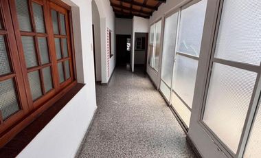 ALQUILER CASA PARA OFICINAS
