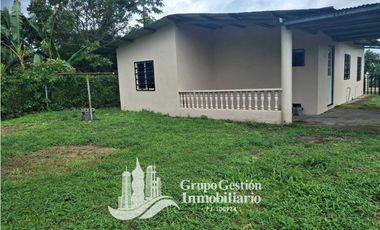 Alquilo casa en Boqueron, Chiriqui a 3 mins de la Interamericana