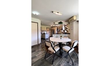 RESIDENCIA CATEGORA 1229m2 CON PISCINA Y ESTUDIO MUSICAL LOS TRONCOS