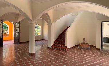 Casa Sola en Miraval Cuernavaca - CRB-1258-Cs