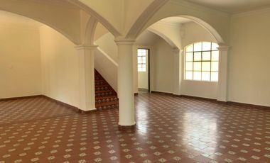 Casa Sola en Miraval Cuernavaca - CRB-1258-Cs