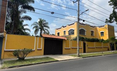 Casa Sola en Miraval Cuernavaca - CRB-1258-Cs