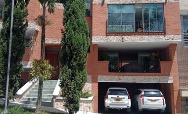 Casa En Venta En El Cortijo San Jose, Sabaneta -DIRECTO-